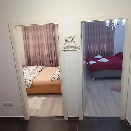 Apolon Apartman *